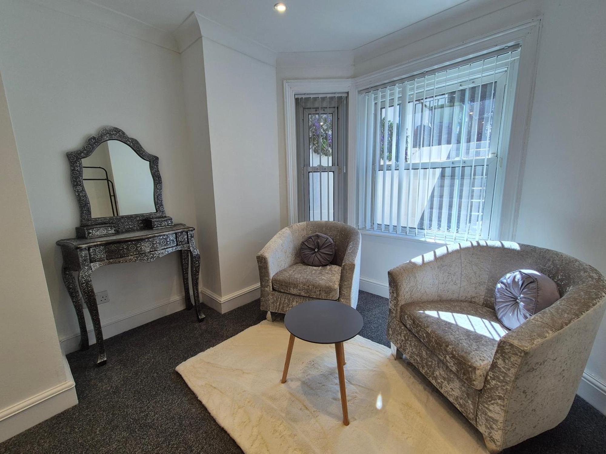 #26A Newly Refurbished Portsmouth Garden Apartment ภายนอก รูปภาพ